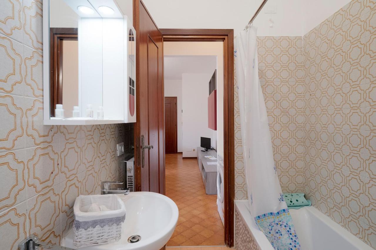 Apartamento Near The Sea - Wifi And Parking Ventimiglia Exterior foto